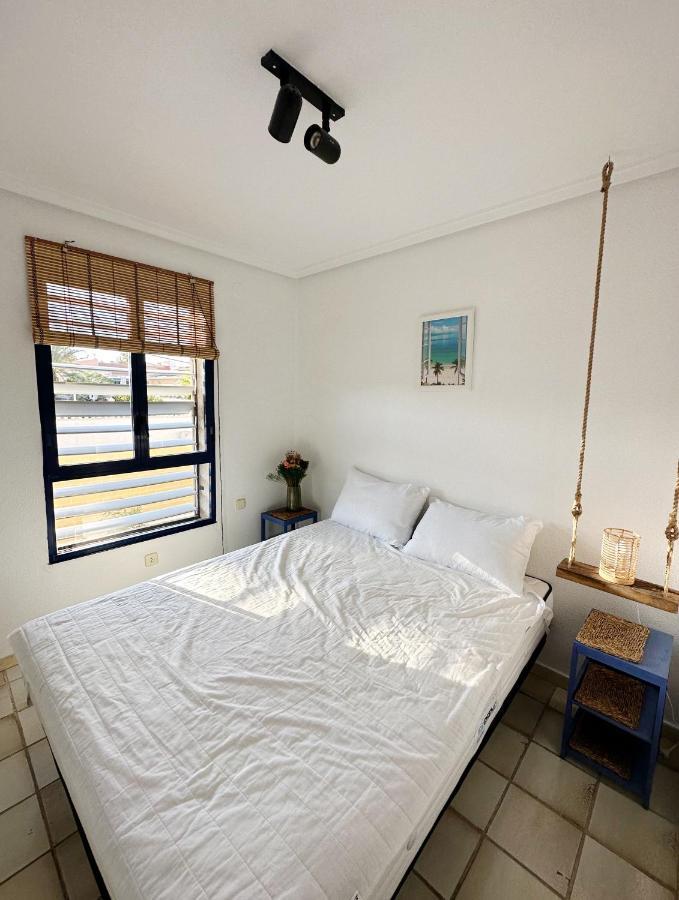 Breathtaking Apartment Torrevieja Extérieur photo