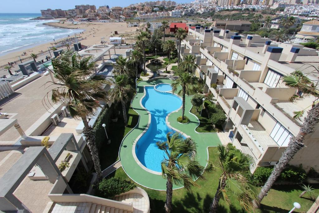 Breathtaking Apartment Torrevieja Extérieur photo