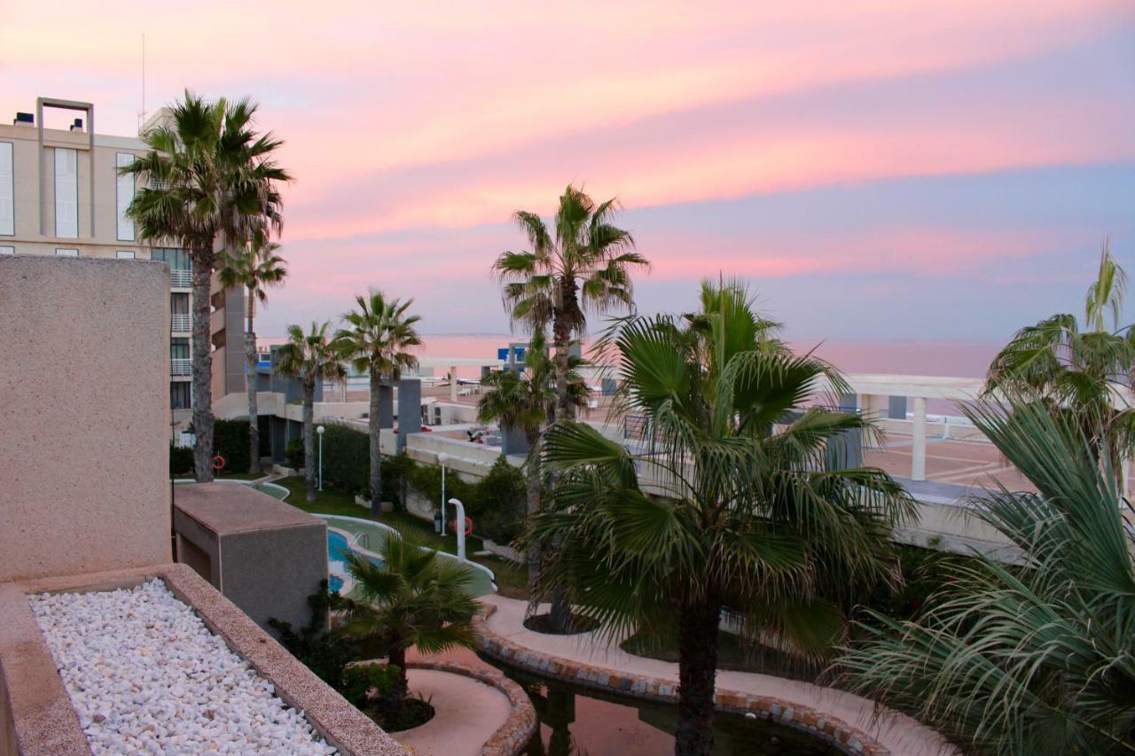 Breathtaking Apartment Torrevieja Extérieur photo